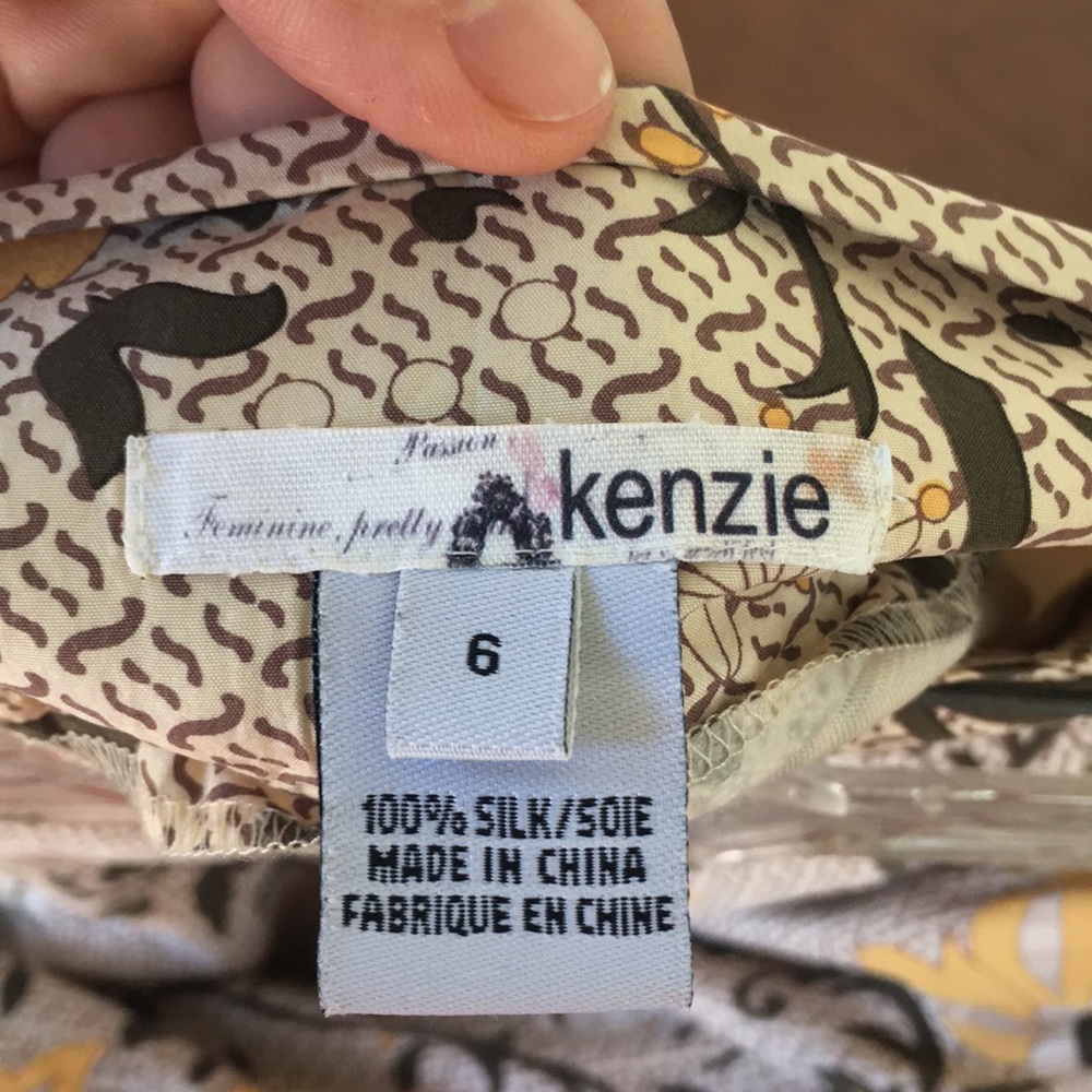 Floral skirt tan 100%silk - Picture 7 of 7